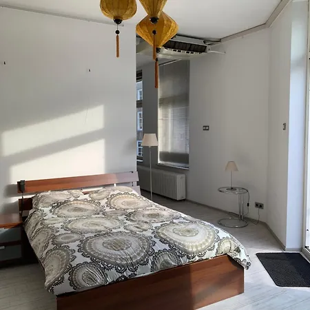 Lange Geldersekade 3, 80 M2 Apartment