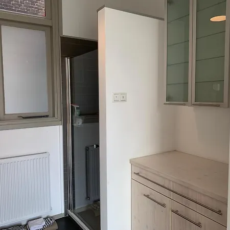 Apartment Lange Geldersekade 3, 80 M2