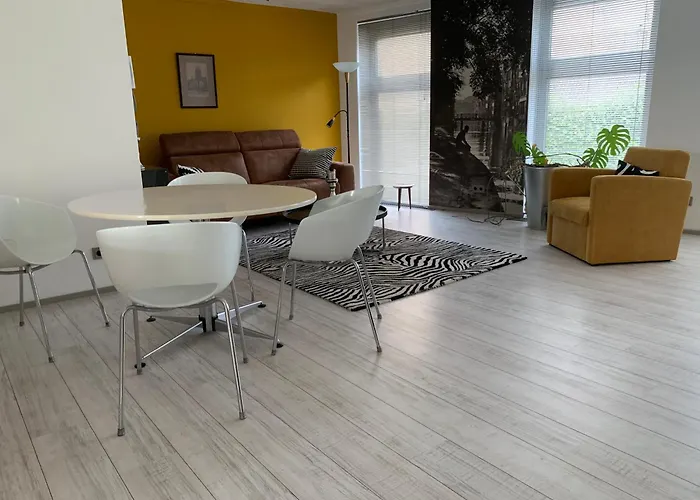 Apartamento Lange Geldersekade 3, 80 M2