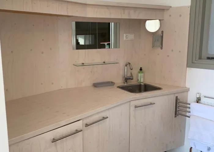 Appartement Lange Geldersekade 3, 80 M2 *